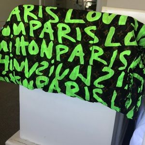 Louis Vuitton Stephen Sprouse scarf.